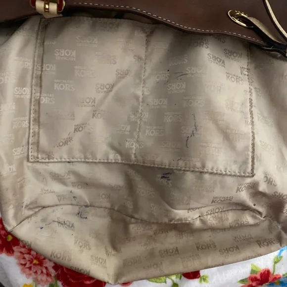 Michael Kors Brown Leather Jet Set Tote - Picture 3 of 6